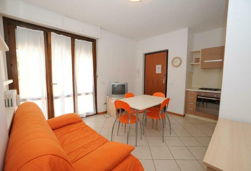 آپارتمان 2 خوابه, Residence Sole Del Conero