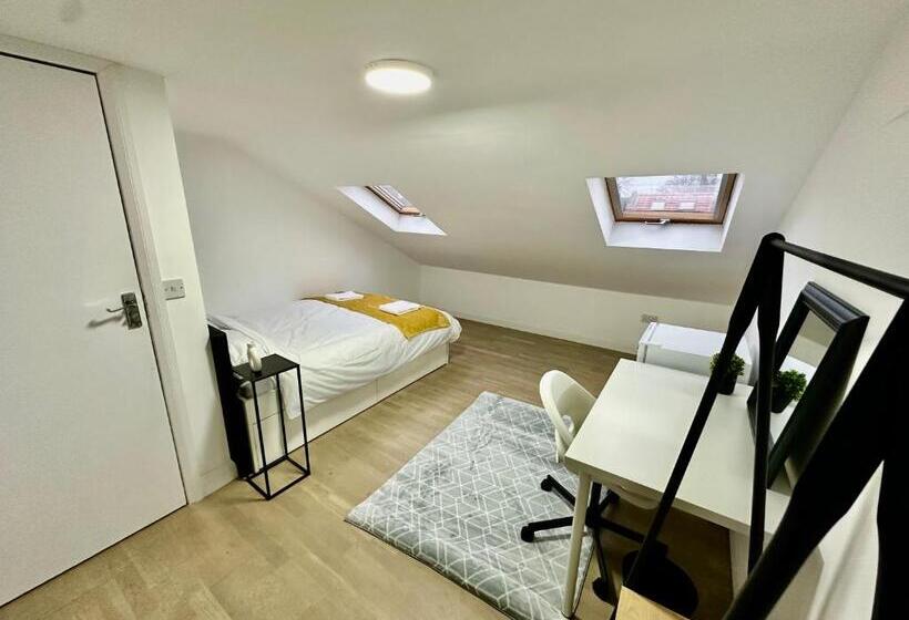 Номер Стандарт, Stratford Guesthouse