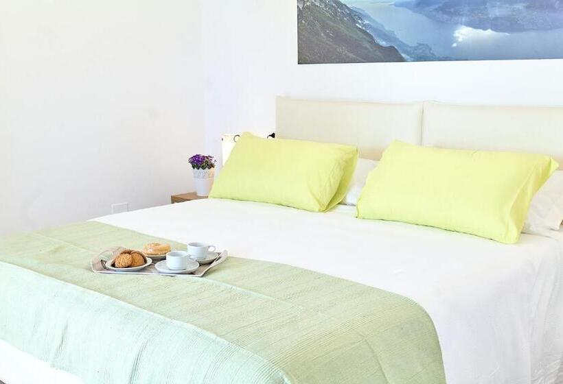 1 Bedroom Apartment Lake View, Moniga Resort