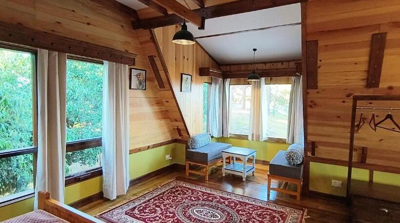 스탠다드 룸 산 전망, Manila Hideaway