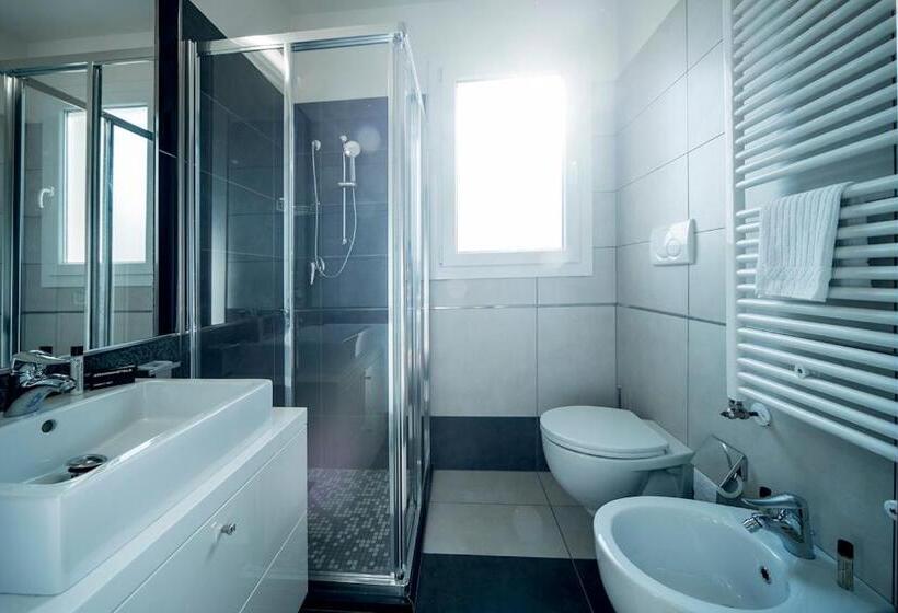 آپارتمان 1 خوابه, Atmosphere Suite