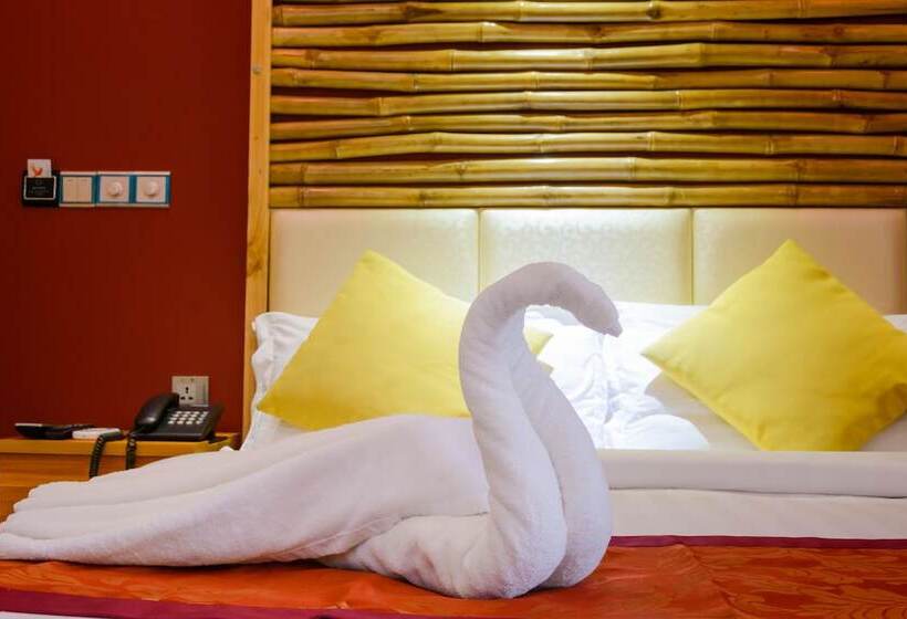 Quarto Superior, Clear Sky Inn
