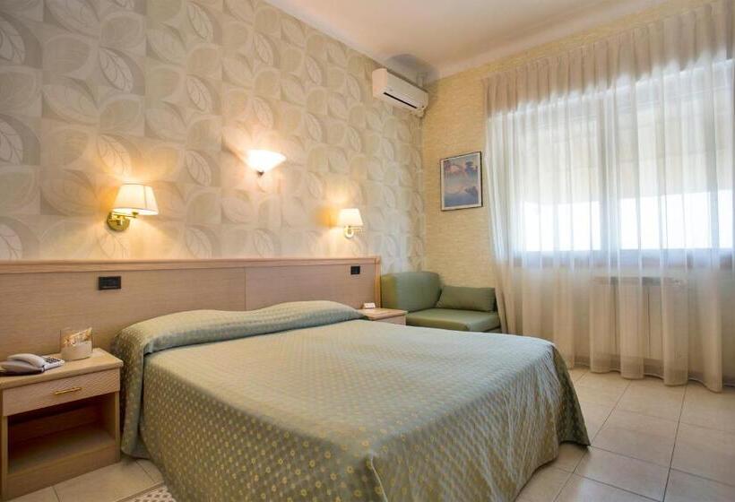 Quarto Triplo Estandar, Pardini