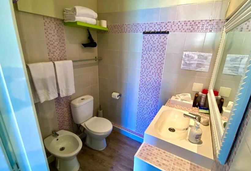 اتاق استاندارد سه نفره, Residence Al Lago