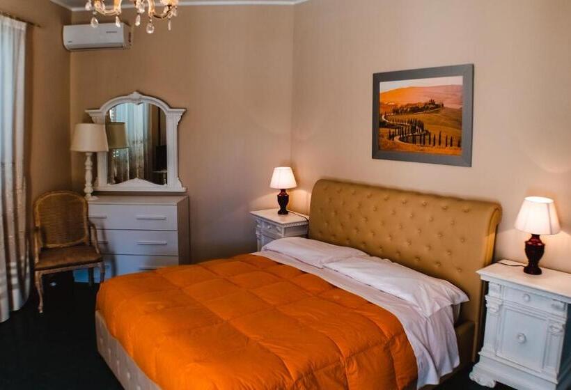 Suite with Terrace, Residence Al Lago