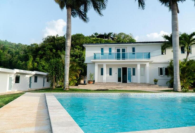 اتاق سوپریور, Manati World Point Inn