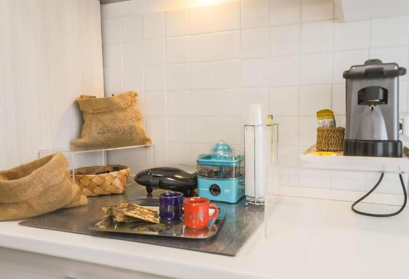 اتاق استاندارد, Barbyb B&b