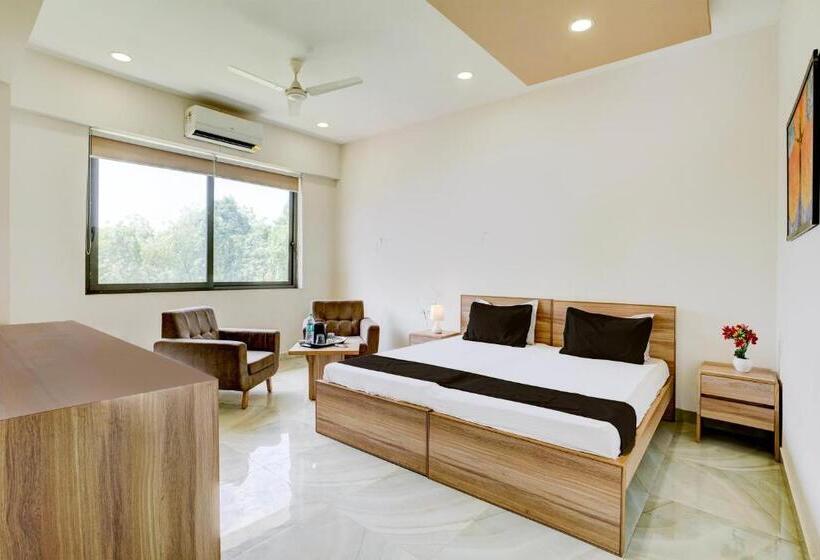 Трехместный Номер Классика, Ramdevgarh Resort Ghuma