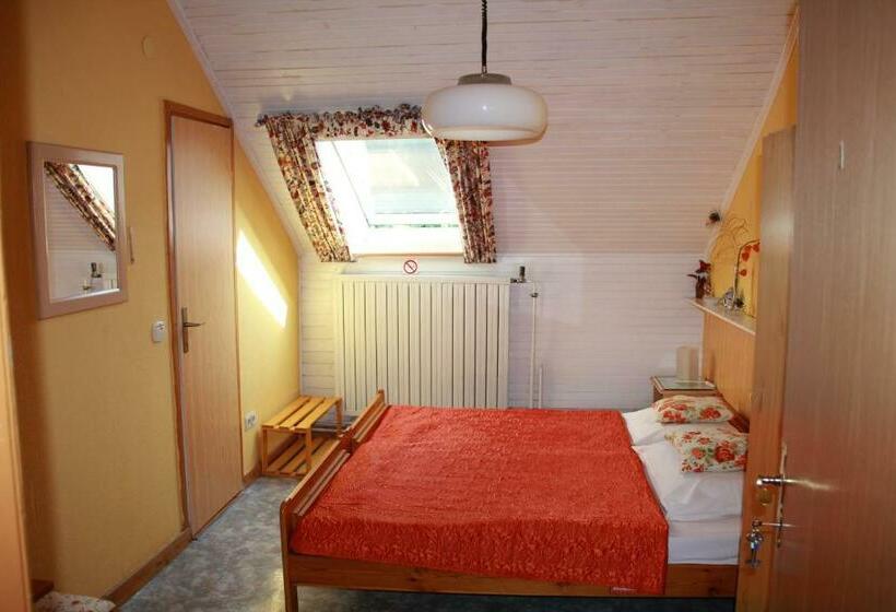 اتاق استاندارد, Mekina Guesthouse