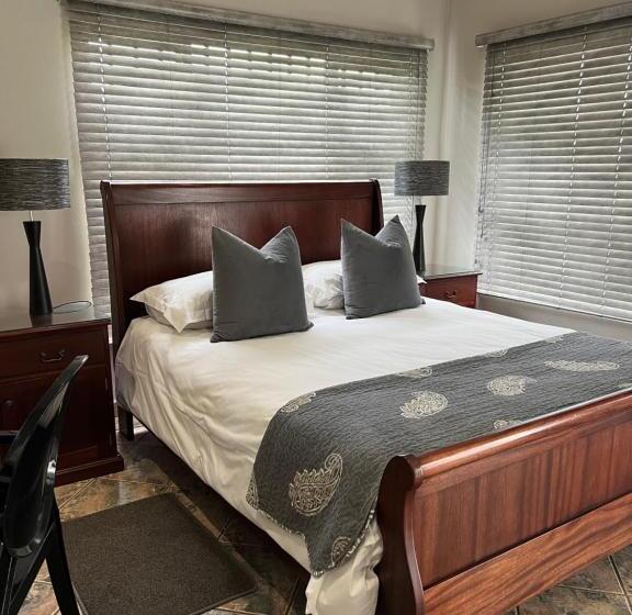 Студия Стандарт, Benri B&b & Selfcatering