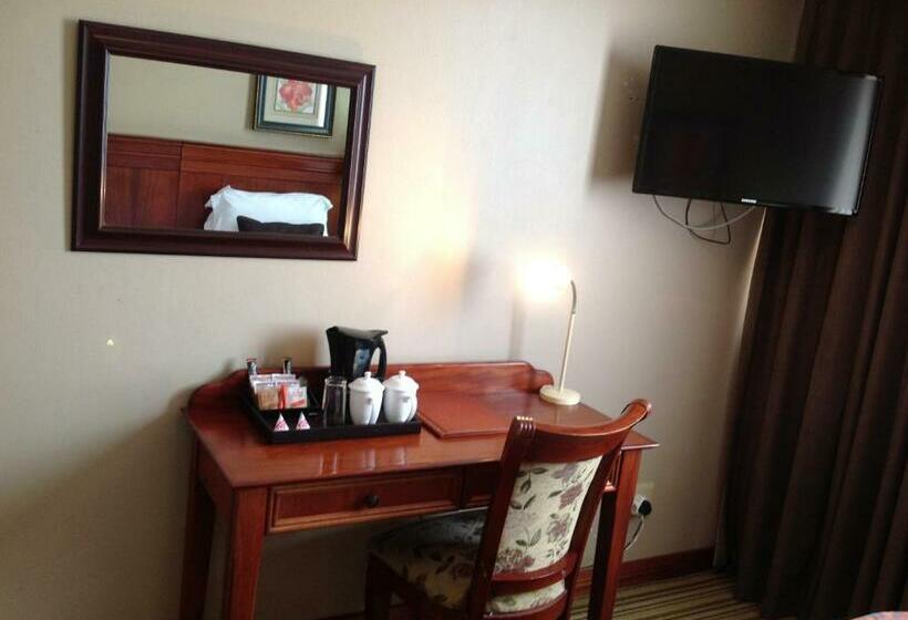 スタンダードルーム, Emakhosini Hotel On East