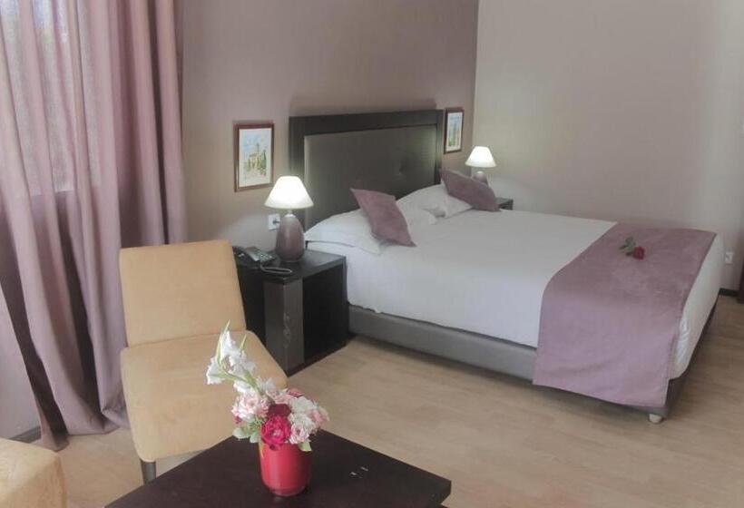 Mini Suite, Verdi