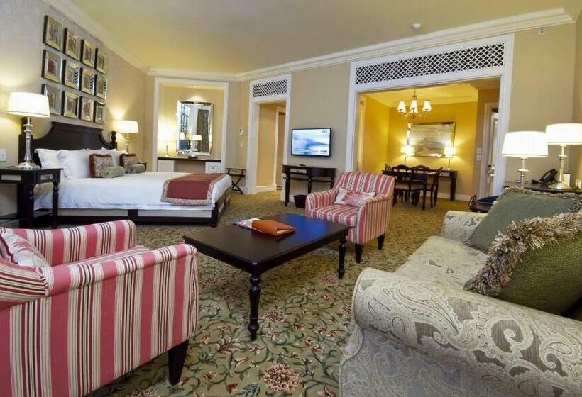 Quarto deluxe vista mar, The Boardwalk Hotel, Convention Centre & Spa