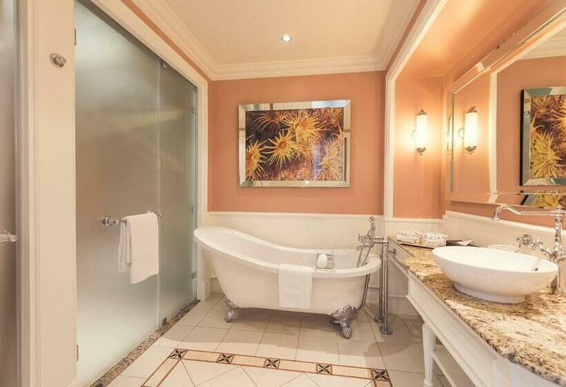 Номер Deluxe Вид на Море, The Boardwalk Hotel, Convention Centre & Spa