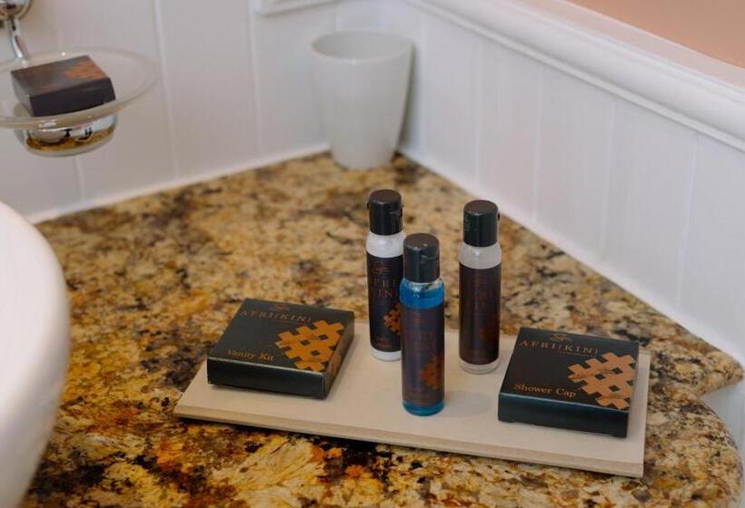 سوییت جونیور لوکس با چشمانداز دریا, The Boardwalk Hotel, Convention Centre & Spa