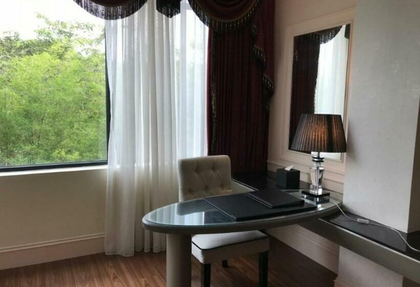 디럭스 룸, The Orchard Resort & Spa Melaka