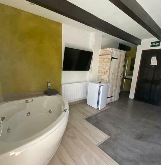 Номер Стандарт, Boi Romanic Suites