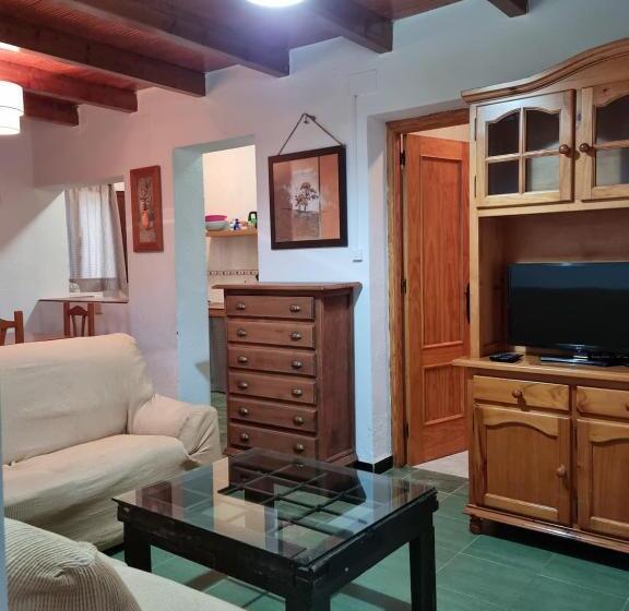 2间卧室的房子, Albergue De Espiel