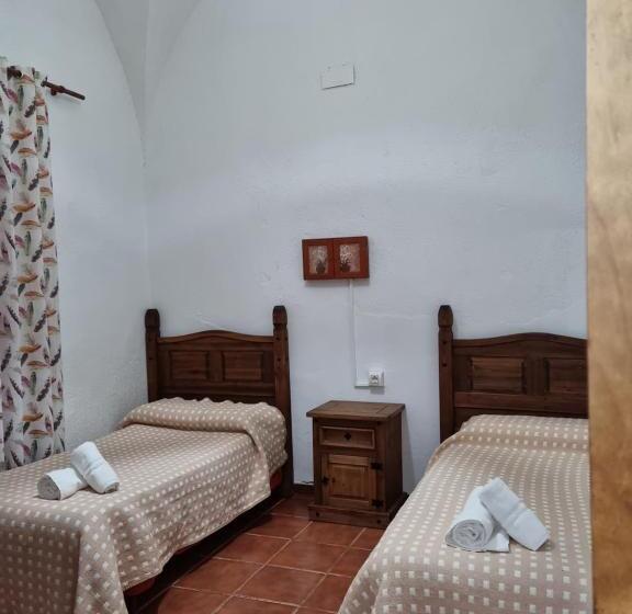 1间卧室的房子, Albergue De Espiel