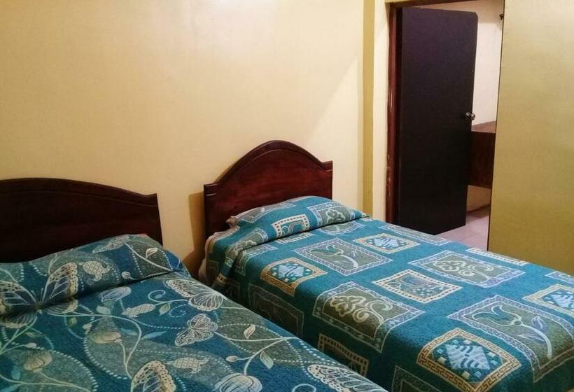 Quarto Triplo Estandar, Quinta San Juan