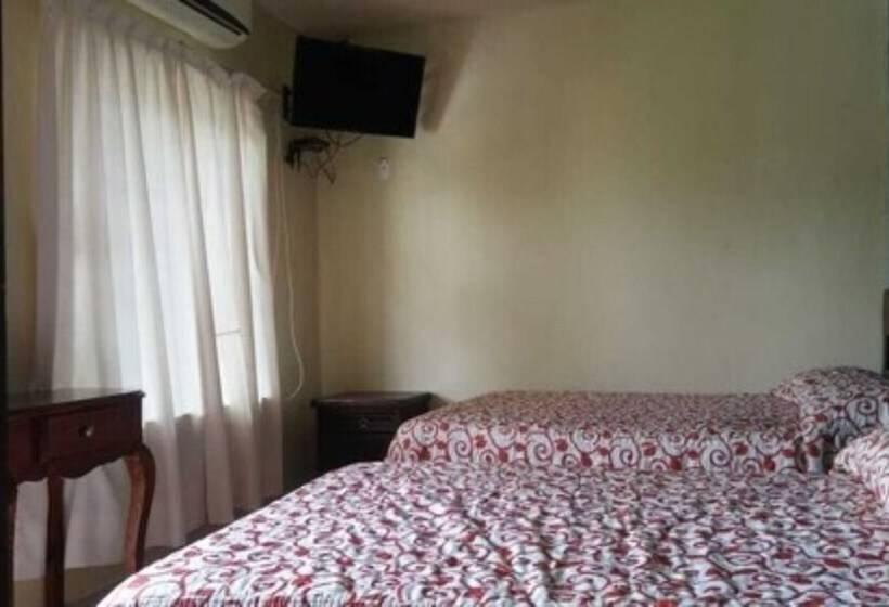 Quarto Quádruplo Estandar, Quinta San Juan