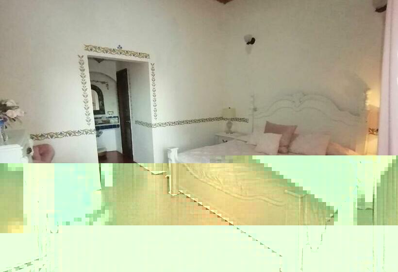 デラックストリプルルーム, Spa Hacienda Real La Nogalera