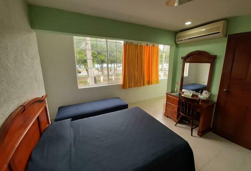 スタンダードルーム, Novotel De Poza Rica