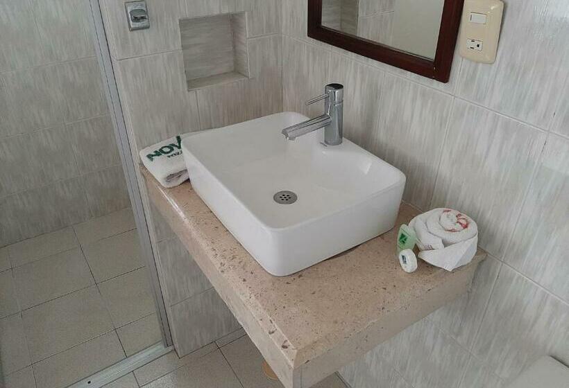 スタンダードルーム, Novotel De Poza Rica