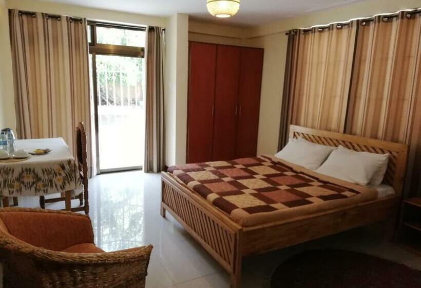 디럭스 룸, Runako Lodge