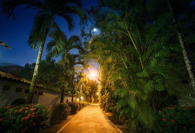 Семейный Номер, Casa Guardia Panama
