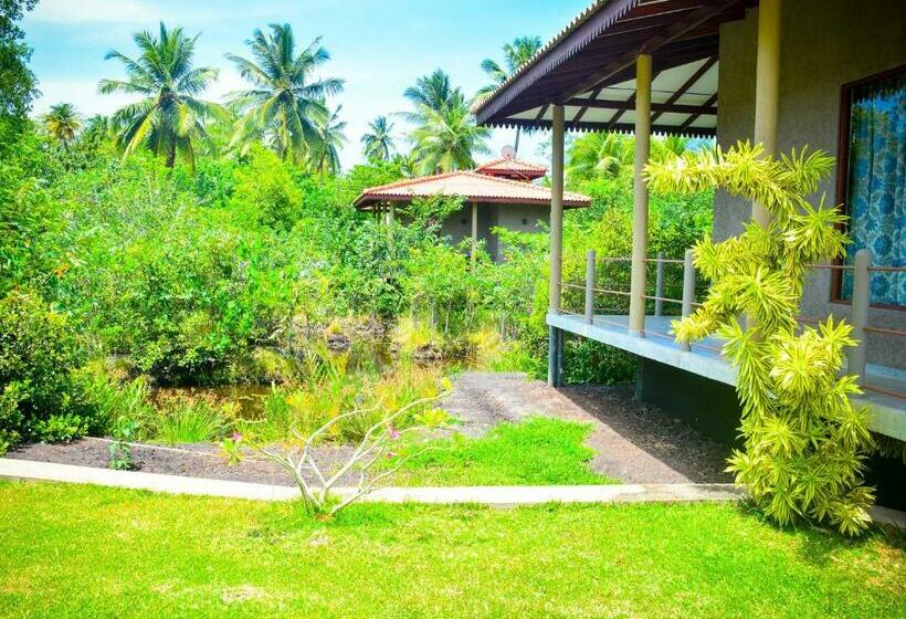 Шале Superior 1 Спальня, Mass Eco Cabana Yoga & Spa   Unawatuna