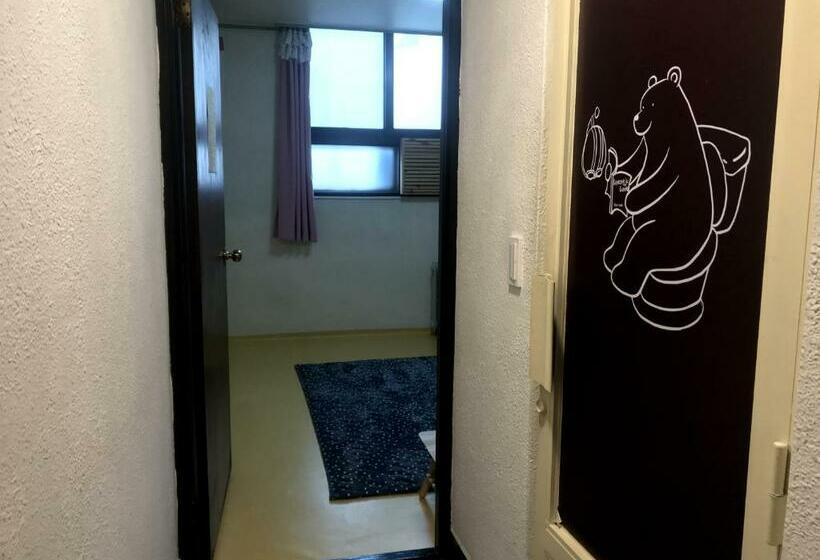 标准间, Doobaki Hostel