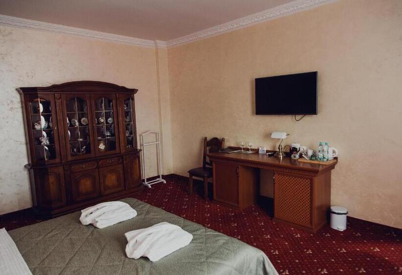 اتاق لوکس, France