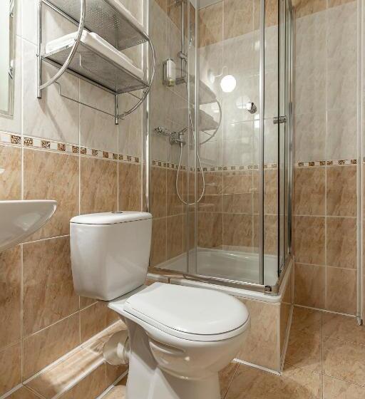 חדר אקונומי, Zahar Berkut