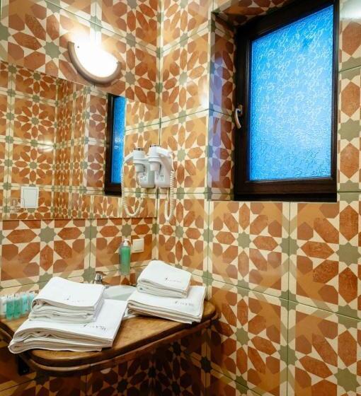 סוויטת דופלקס, Stara Pravda Hotel   History