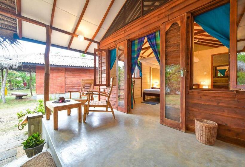 بانگلوی سوپریور, Kitesurfing Lanka