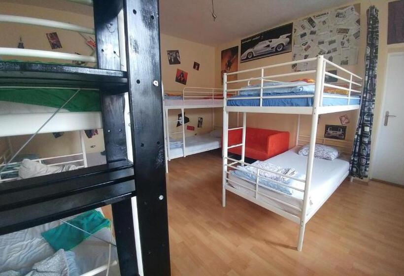 מיטה בחדר משותף, Ruta 80 Hostel