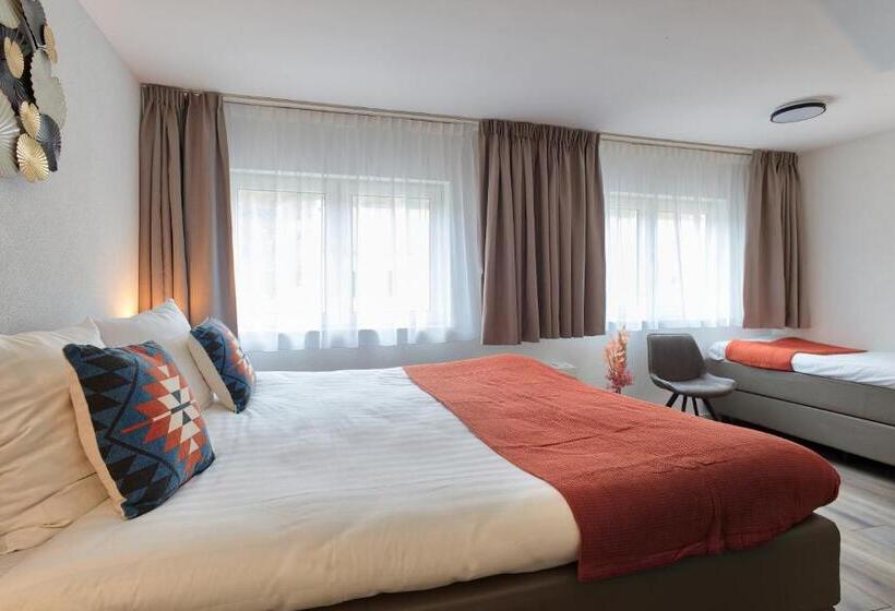 带大床的豪华间, Bed And Breakfast De Heren Van Valkenburg