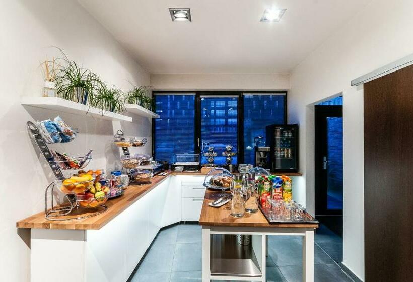 Номер Стандарт, Vv Hotel & Apartments