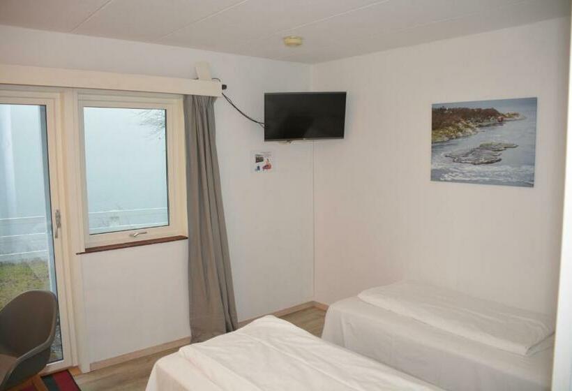 Номер Стандарт Вид на Море, Langenuen Motel & Camping