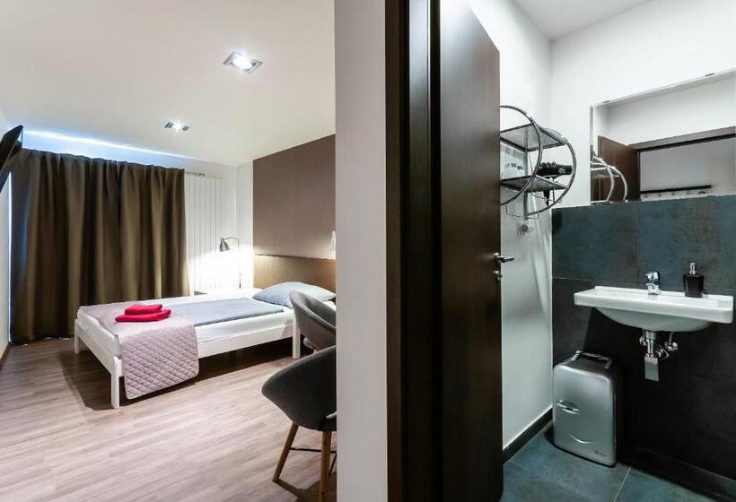 Номер Стандарт, Vv Hotel & Apartments