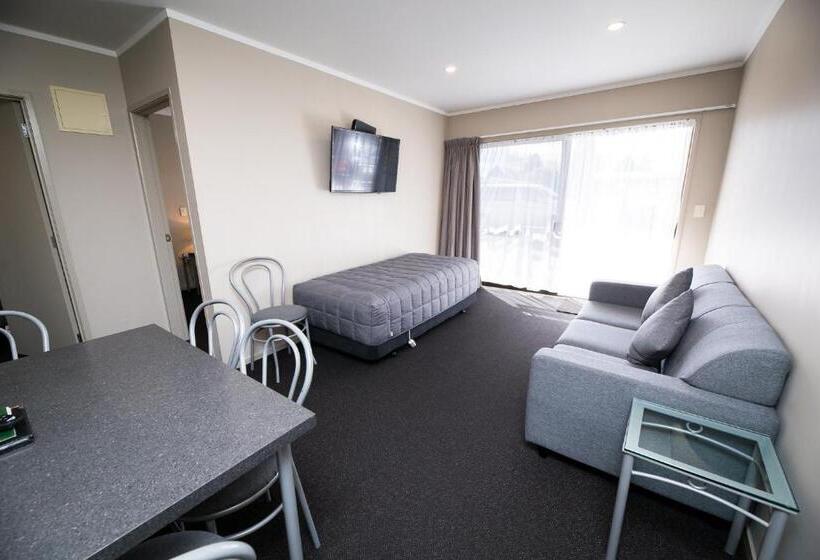 Люкс 2 Спальни, Ashbrook Motel Taupo
