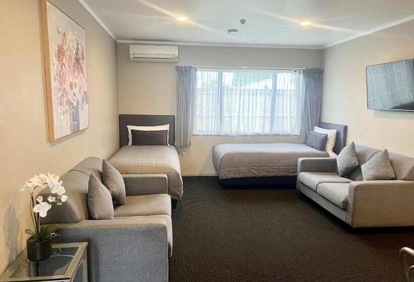 Люкс Premium 2 Спальни, Ashbrook Motel Taupo