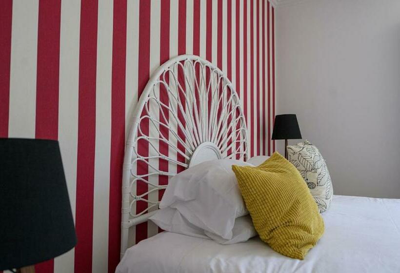 발코니가 있는 스위트, Casa Das Hortensias  Charming Guest House