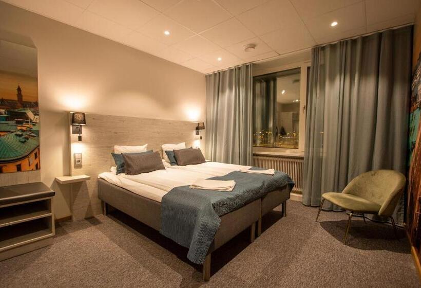 اتاق استاندارد با سرویس بهداشتی مشترک, Dream  Luxury Hostel