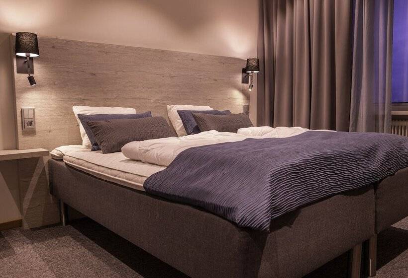 اتاق استاندارد با سرویس بهداشتی مشترک, Dream  Luxury Hostel