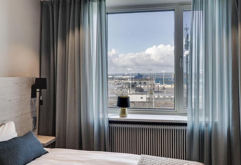 اتاق استاندارد با سرویس بهداشتی مشترک, Dream  Luxury Hostel
