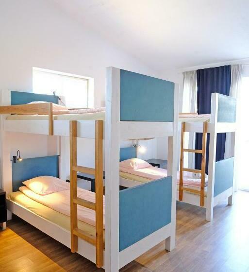 Кровать в Общей Комнате, Freesurfcamp & Hostel