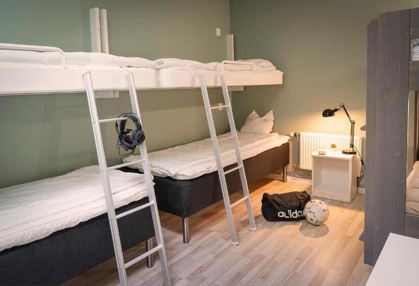 חדר משפחתי חדר אמבטיה משותף, Göteborg Hostel