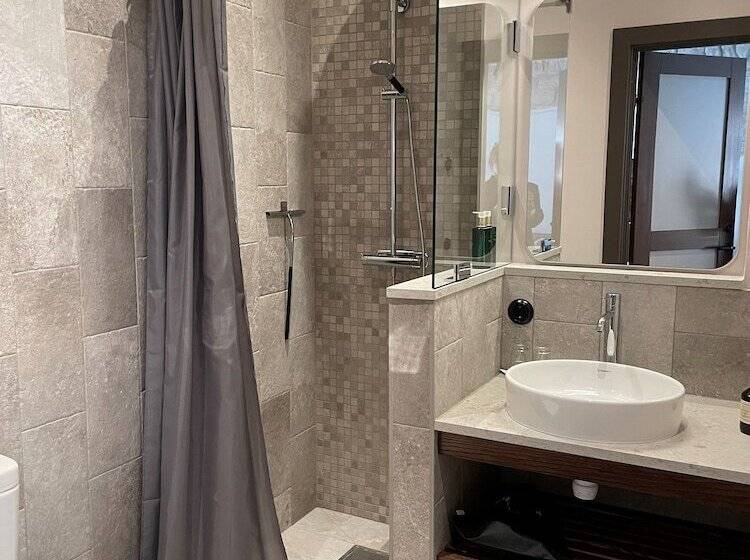 Студия Deluxe, Helgeand Wisby